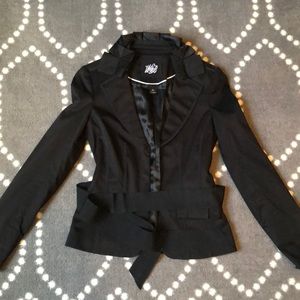 Women’s black White House Black Market blazer. Like new!